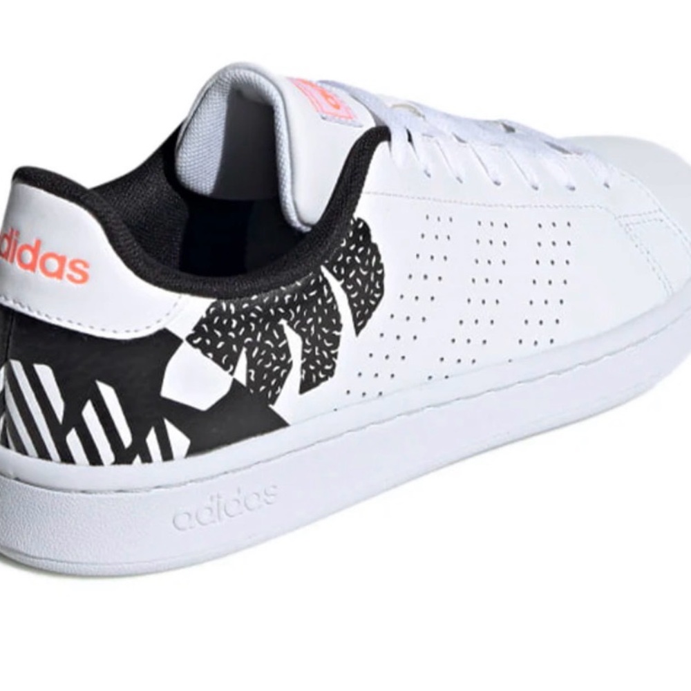 ADIDAS Advantage Womens Sneakers